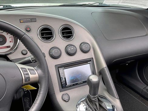 Used 2007 Pontiac Solstice Convertible w/ Premium Package RWD image 6