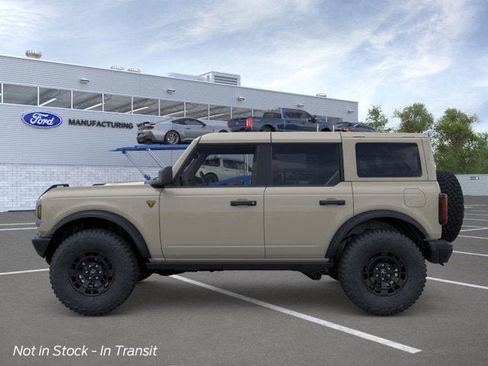 New 2026 Ford Bronco Badlands AWD/4WD image 3