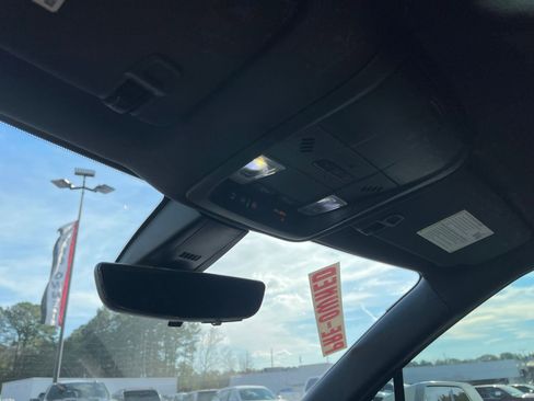 Used 2019 Chevrolet Blazer Premier w/ Driver Confidence II Package image 22