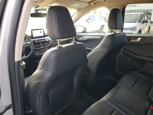 Used 2020 Ford Escape SEL image 11