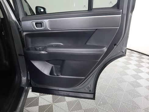 Used 2025 Hyundai Santa Fe XRT image 27