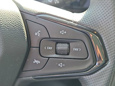 Used 2024 Chevrolet Trax LS w/ LS Convenience Package FWD image 24