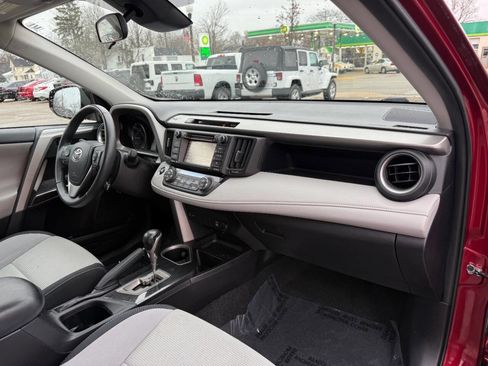 Used 2018 Toyota RAV4 Adventure image 28