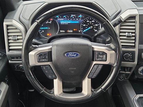 Used 2020 Ford F250 Platinum w/ FX4 Off-Road Package image 17