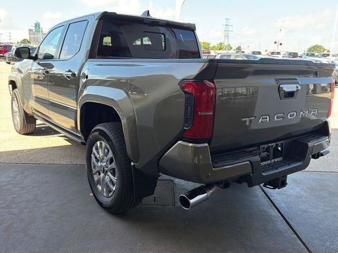 New 2026 Toyota Tacoma Limited AWD/4WD image 4