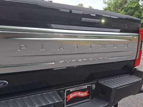Used 2024 Ford F250 Platinum AWD/4WD image 31