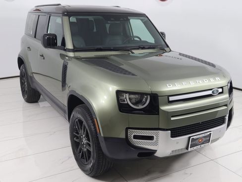 Used 2023 Land Rover Defender 110 S image 50