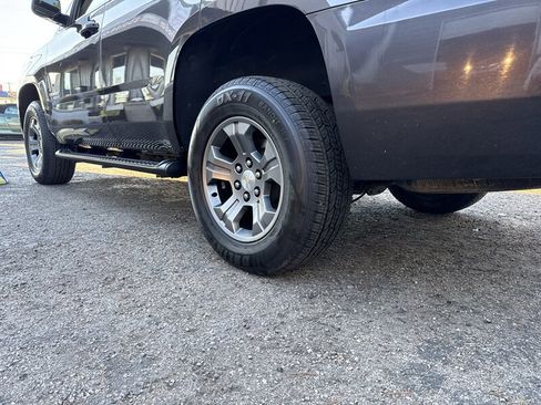 Used 2017 Chevrolet Tahoe LT image 23