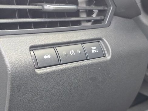 Used 2024 Nissan Altima 2.5 SR FWD image 23