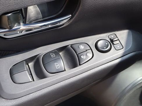 Used 2024 Nissan Kicks SV FWD image 20