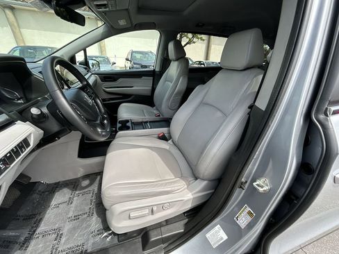 Used 2019 Honda Odyssey EX-L image 10