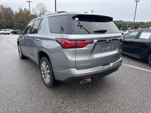 Used 2023 Chevrolet Traverse Premier image 7