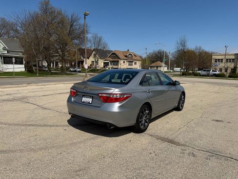 Used 2016 Toyota Camry XSE w/ Advanced Technology Package FWD image 7
