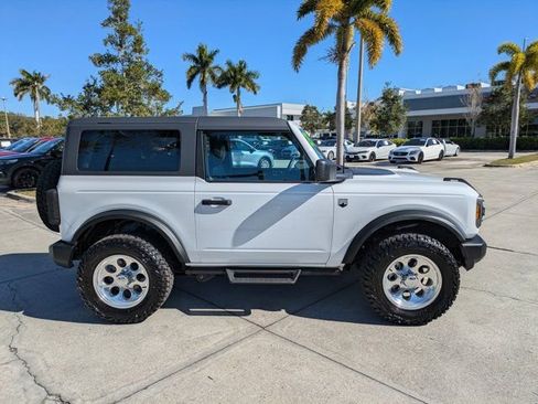 Used 2023 Ford Bronco Big Bend image 3