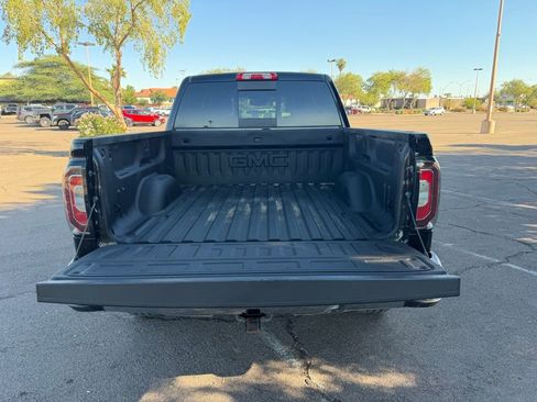 Used 2018 GMC Sierra 1500 SLT w/ SLT Premium Package image 12