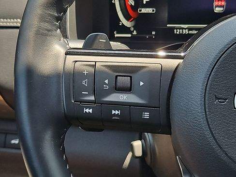 Certified 2023 Nissan Pathfinder Platinum AWD/4WD image 21