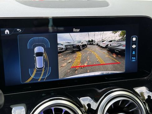 Certified 2025 Mercedes-Benz GLA 250 GLA 250 image 3