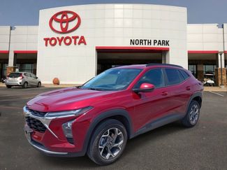 Used 2025 Chevrolet Trax LT w/ LT Convenience Package FWD video 1