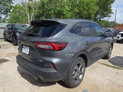 Used 2025 Ford Escape ST-Line AWD/4WD image 9