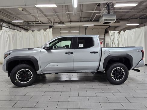New 2025 Toyota Tacoma 4x4 Double Cab Hybrid image 13