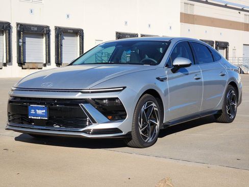 New 2026 Hyundai Sonata SEL image 2