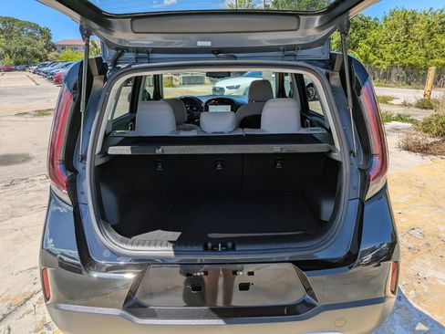 Certified 2025 Kia Soul EX FWD image 13