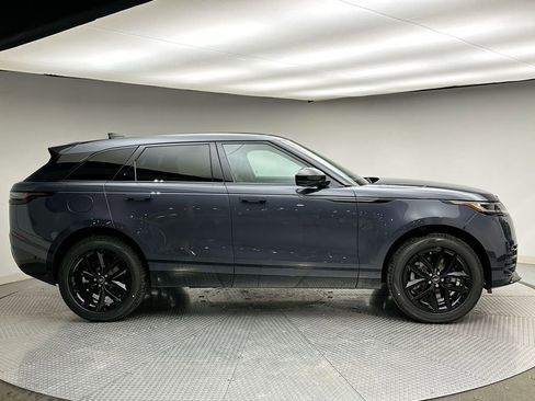 New 2026 Land Rover Range Rover Velar Dynamic SE image 12