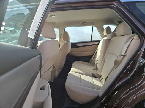 Used 2019 Subaru Outback 2.5i image 16