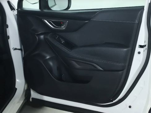 Used 2019 Subaru Forester Premium image 38