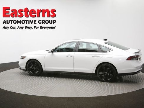 Used 2025 Honda Accord Sport image 61