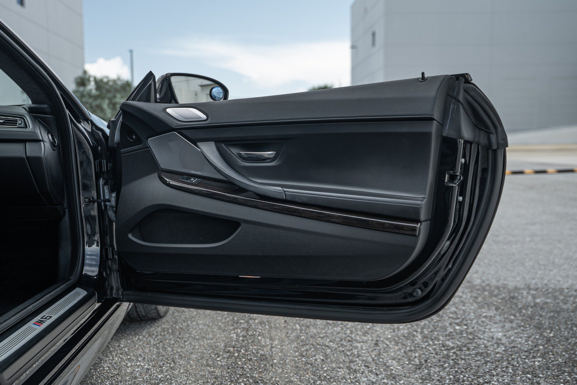 Used 2014 BMW M6 Coupe RWD image 32