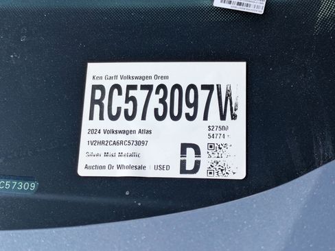 Used 2024 Volkswagen Atlas SE AWD/4WD image 34