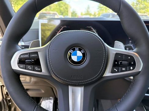 New 2026 BMW X5 xDrive40i w/ M Sport Package AWD/4WD image 34