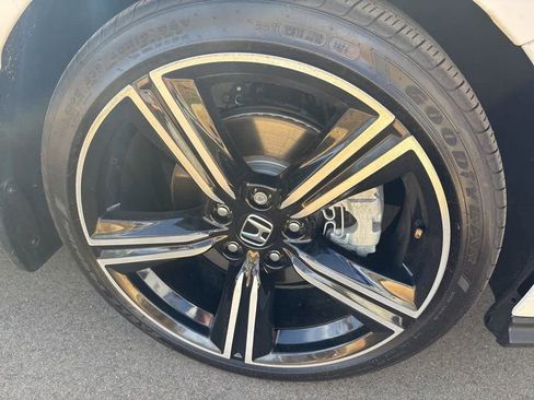 Used 2025 Honda Accord Sport image 12