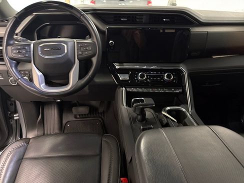 Used 2024 GMC Sierra 1500 Denali AWD/4WD image 17