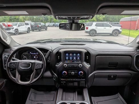 Used 2022 GMC Sierra 1500 Denali w/ Driver Alert Package II AWD/4WD image 22