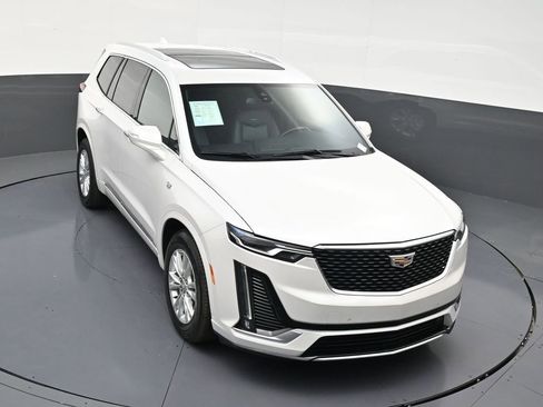 Used 2021 Cadillac XT6 Luxury FWD image 19