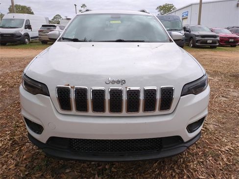Used 2020 Jeep Cherokee Latitude image 2