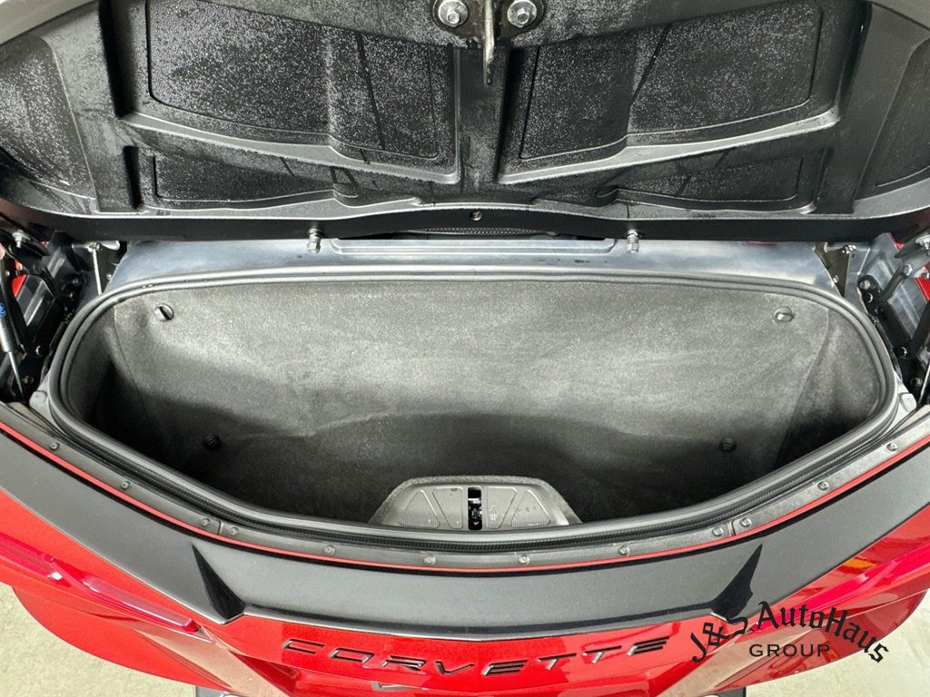 Used 2023 Chevrolet Corvette Stingray Convertible w/ 1LT RWD image 33