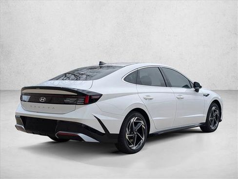 New 2026 Hyundai Sonata SEL image 2