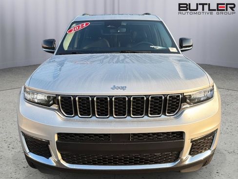 Used 2024 Jeep Grand Cherokee L Limited AWD/4WD image 9