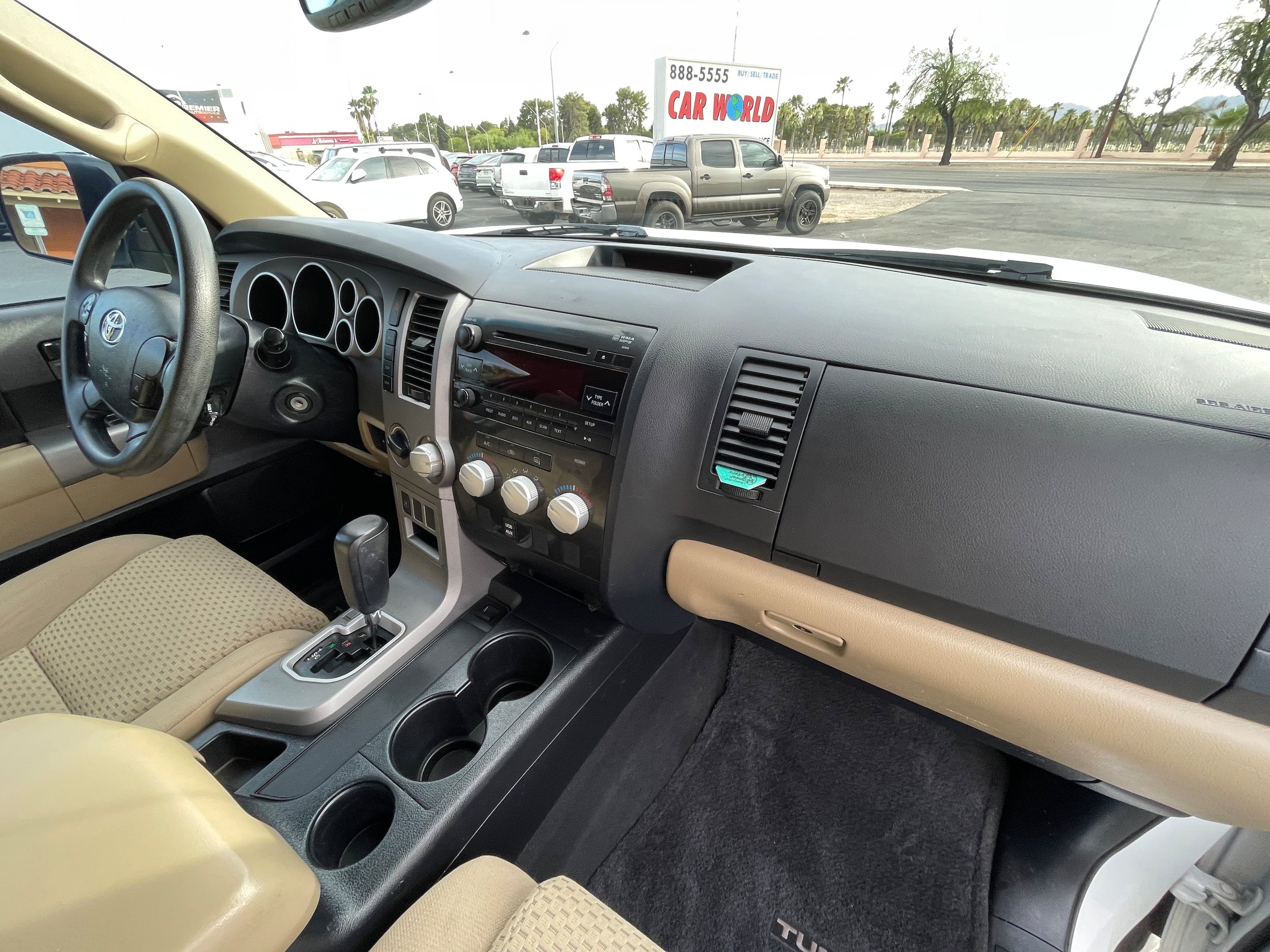 Used 2013 Toyota Tundra 4x4 Double Cab w/ TRD Off-Road Pkg image 29