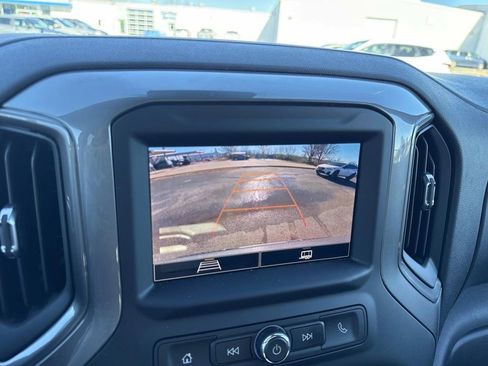 Certified 2023 Chevrolet Silverado 1500 Custom image 24