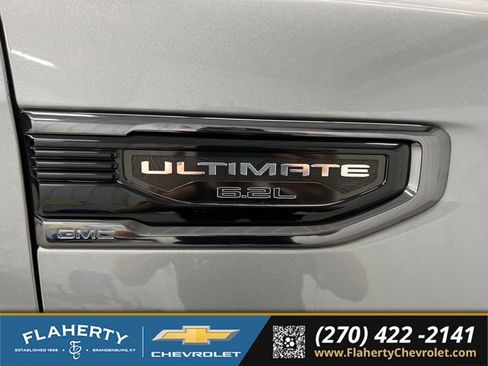 Used 2024 GMC Sierra 1500 Denali Ultimate AWD/4WD image 18