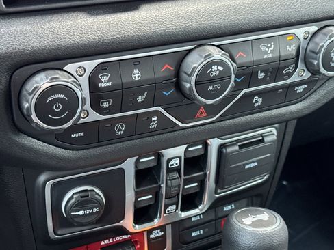 New 2025 Jeep Wrangler Willys image 21