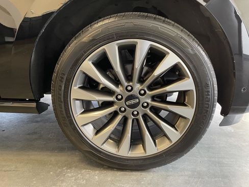 Used 2020 Lincoln Navigator Reserve w/ Luxury Package image 10