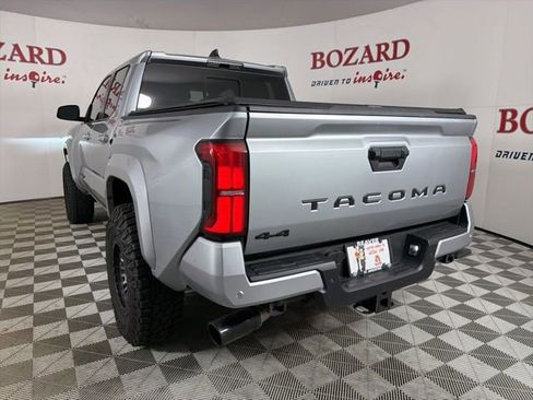 Used 2024 Toyota Tacoma TRD Sport w/ TRD Sport Upgrade Package image 6