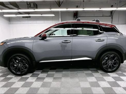 New 2026 Nissan Kicks SR AWD/4WD image 18