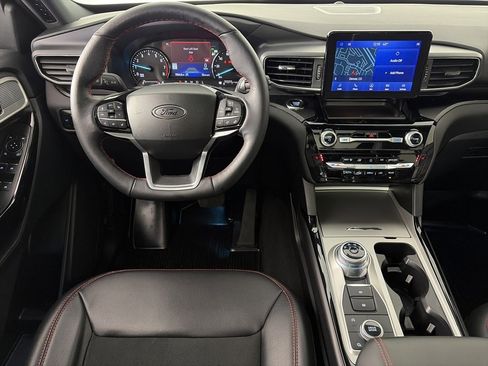 Used 2023 Ford Explorer ST-Line w/ Class IV Trailer Tow Package image 14