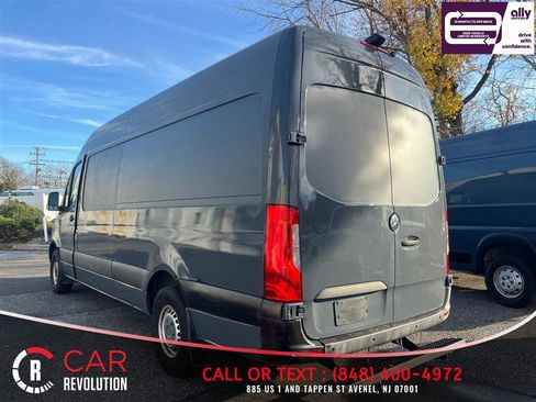 Used 2019 Mercedes-Benz Sprinter 170 image 4